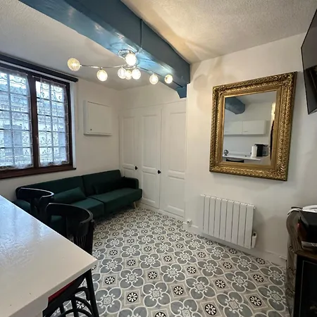 Cocon Saint Ouen Apartment *